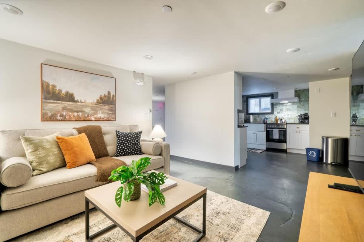 Apartment - Luxury Living On Nw 23rd Ave, Walk Score 99 *