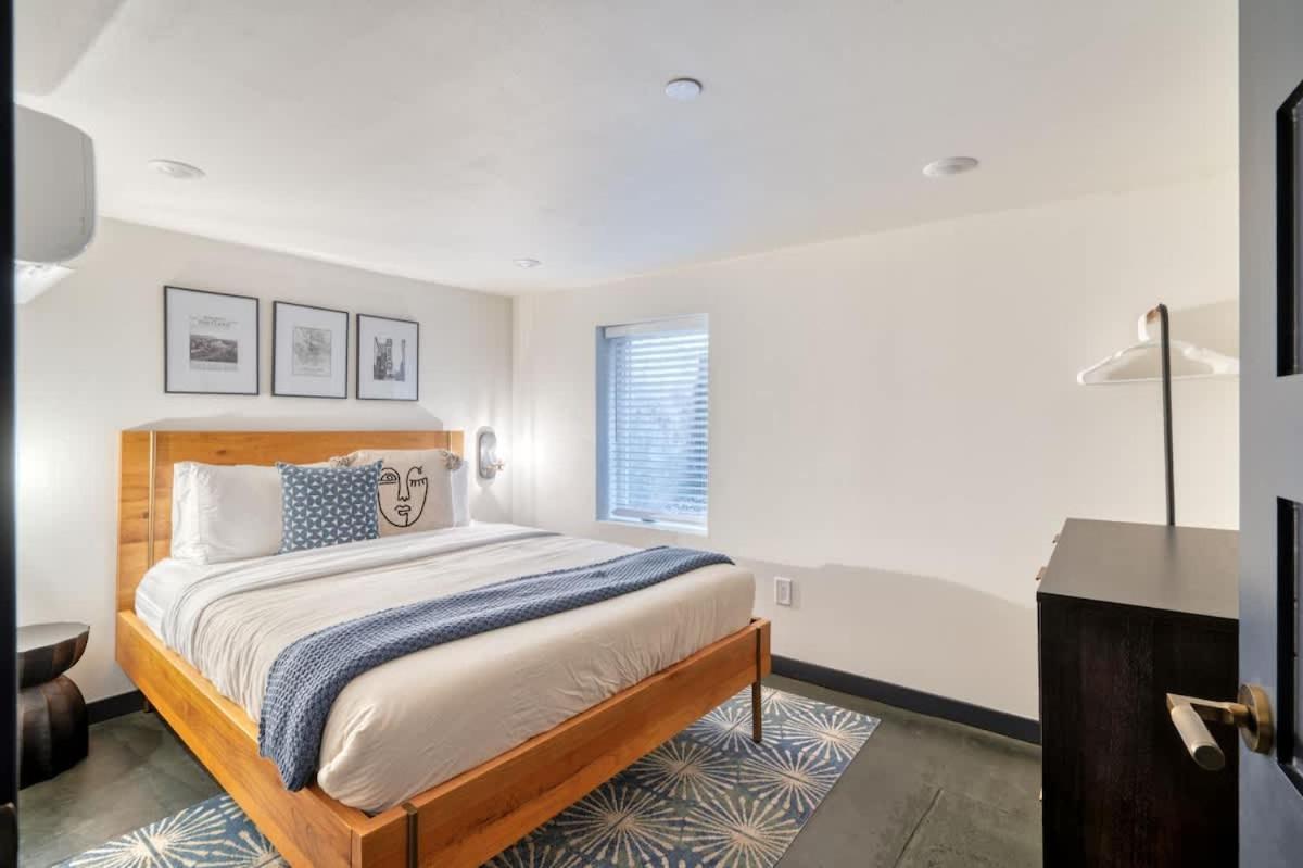 - Luxury Living On Nw 23rd Ave, Walk Score 99 *